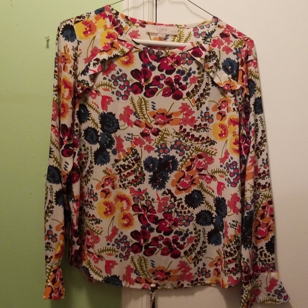 Womens name brand dress shirts size Small Petite